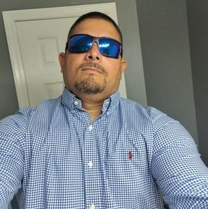 Meet your Posher, Manuel